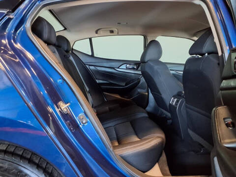 2017 Nissan Maxima