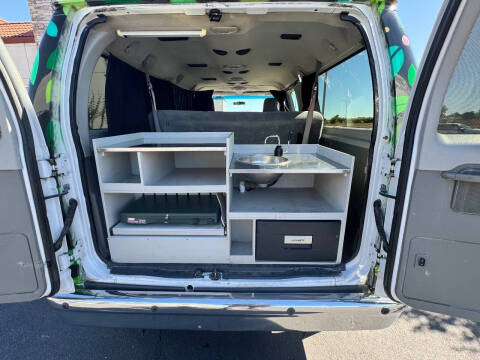 2013 Ford E-Series E-150 XLT