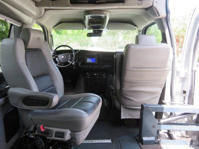 2019 GMC Savana 2500