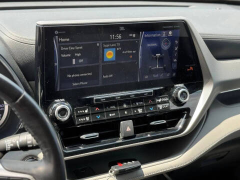 2022 Toyota Highlander Platinum