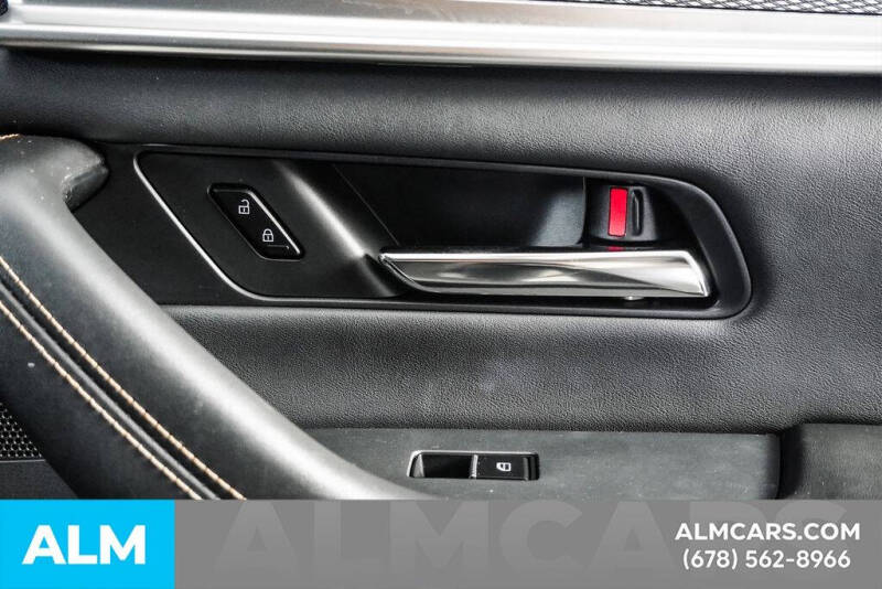 2025 Mazda CX-70 Plug-in Hybrid Premium