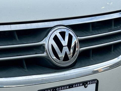 2012 Volkswagen Routan