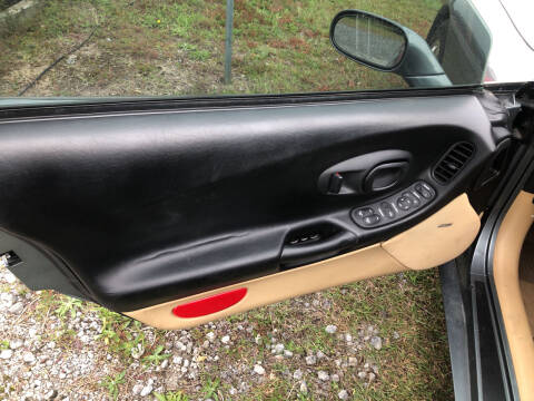 2004 Chevrolet Corvette