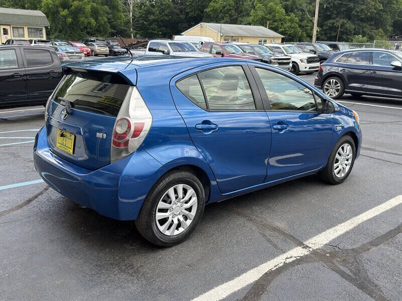 2014 Toyota Prius c One