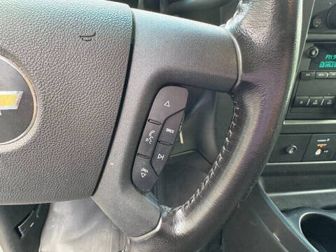 2022 Chevrolet Express 2500