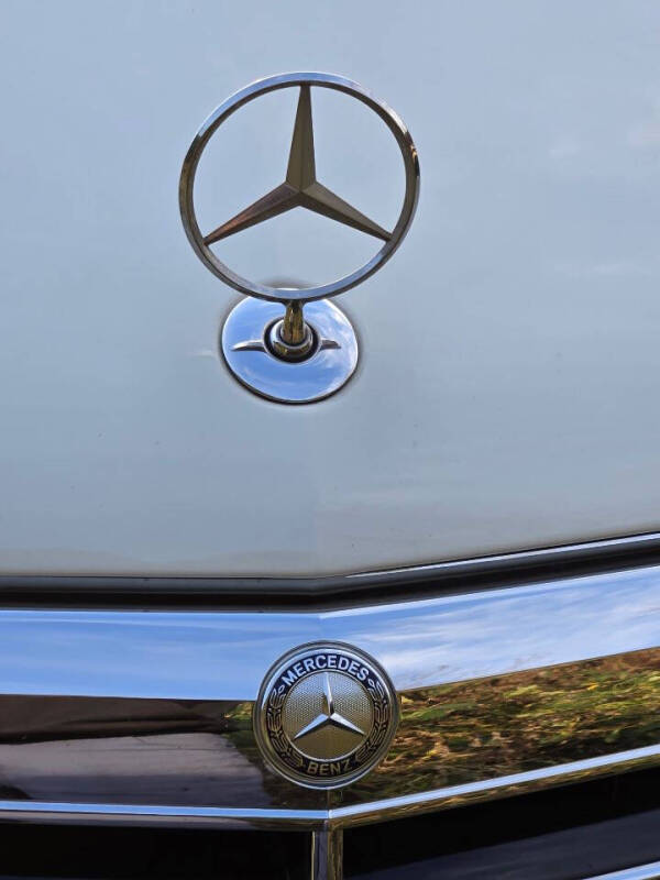 2012 Mercedes-Benz E-Class E 350 BlueTEC Luxury