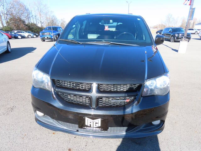 2019 Dodge Grand Caravan for sale at Modern Automotive Group LLC in Lafayette, TN