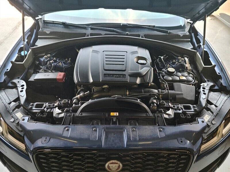 2022 Jaguar F-PACE P250 S