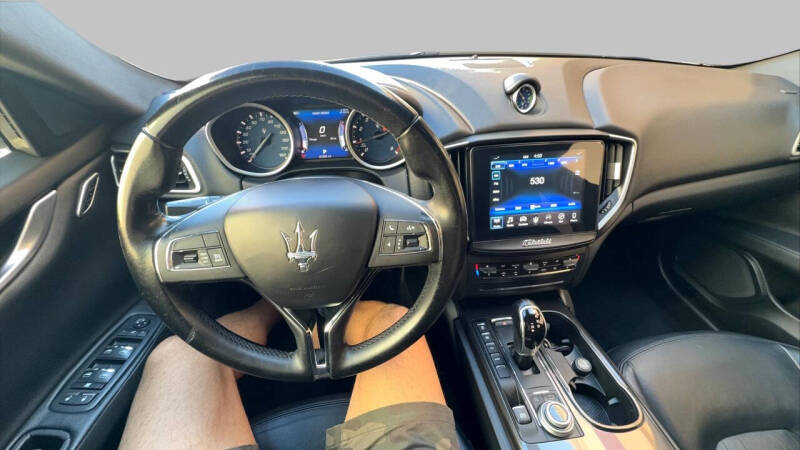 2017 Maserati Ghibli