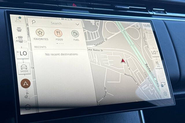 2025 Land Rover Range Rover P530 SE