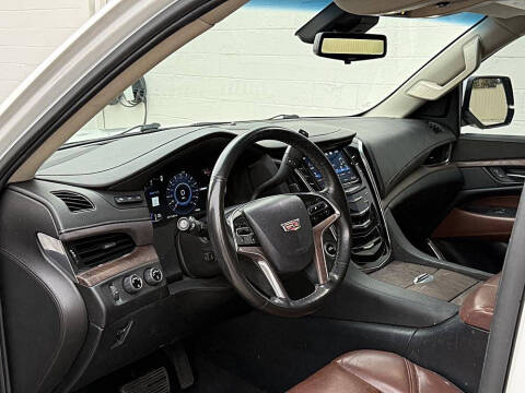 2017 Cadillac Escalade ESV Premium Luxury