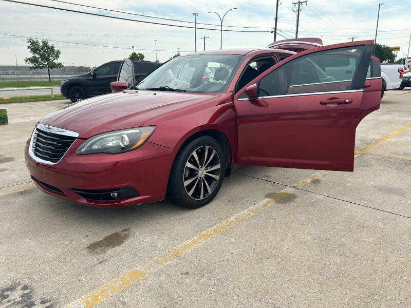 2012 Chrysler 200 Touring