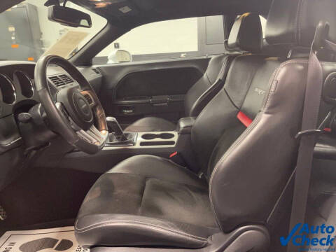 2014 Dodge Challenger SRT8
