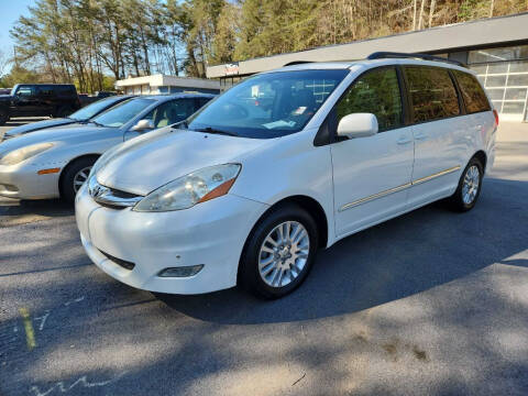 2010 Toyota Sienna for sale at Curtis Lewis Motor Co in Rockmart GA