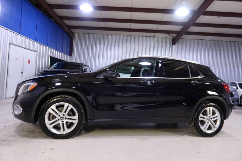 2020 Mercedes-Benz GLA for sale at SOUTHWEST AUTO CENTER INC in Houston TX