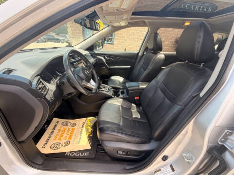 2017 Nissan Rogue SL