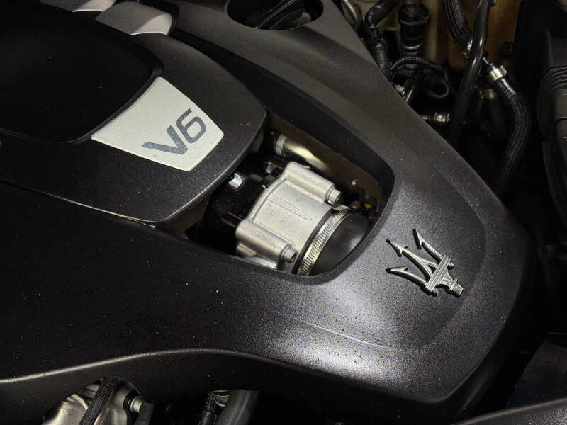 2017 Maserati Ghibli