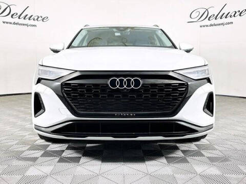 2024 Audi Q8 e-tron quattro Premium Plus