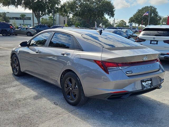 2022 Hyundai Elantra
