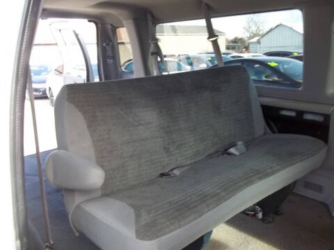 1999 Ford E-350 XL SD