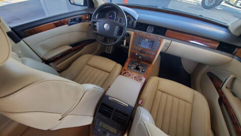 2004 Volkswagen Phaeton Premiere Edition W12