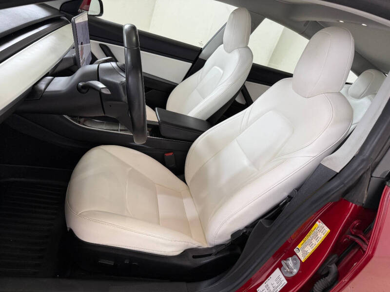 2019 Tesla Model 3 Base photo 46