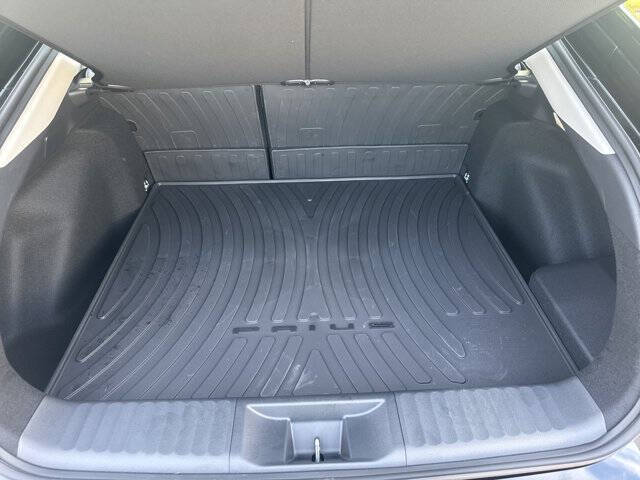 2025 Toyota Prius XLE