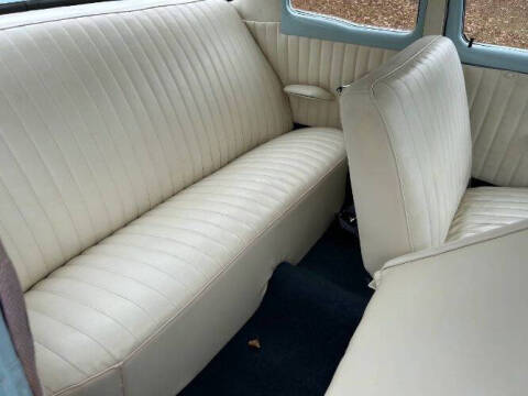 1961 Studebaker Lark