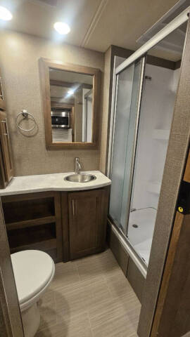 2021 Thor Motor Coach Magnitude