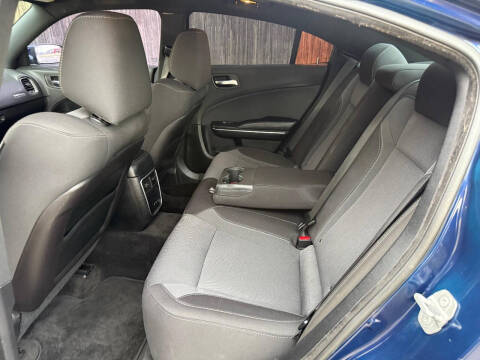 2016 Dodge Charger SE