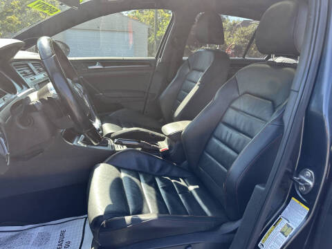 2015 Volkswagen Golf GTI SE