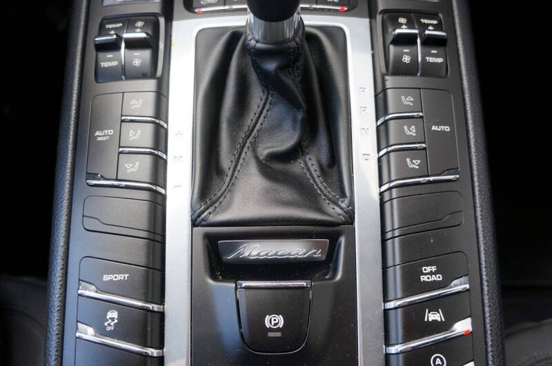 2018 Porsche Macan S