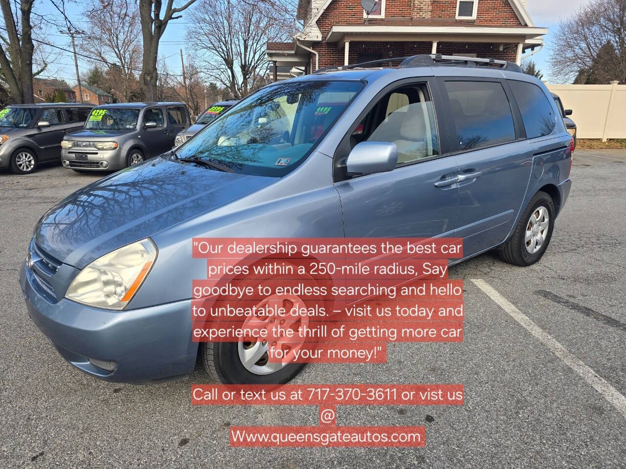 2008 Kia Sedona for sale at QUEENSGATE AUTO SALES in York, PA