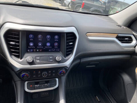 2023 GMC Acadia SLE