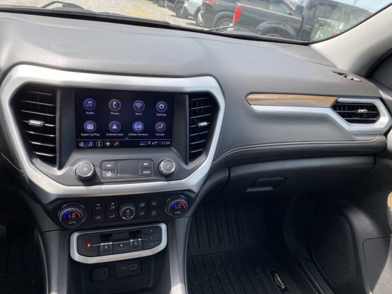 2023 GMC Acadia SLE