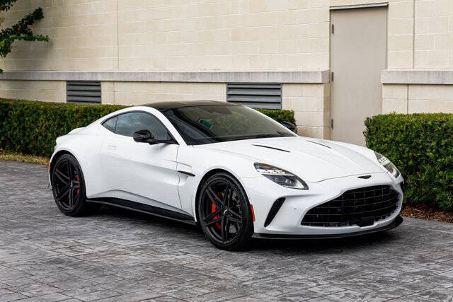 2025 Aston Martin Vantage