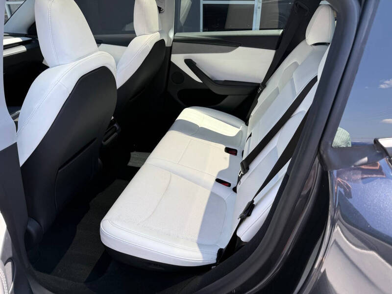 2026 Tesla Model Y Premium