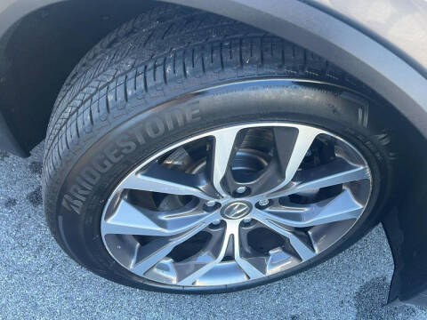 2024 Acura MDX w/Tech