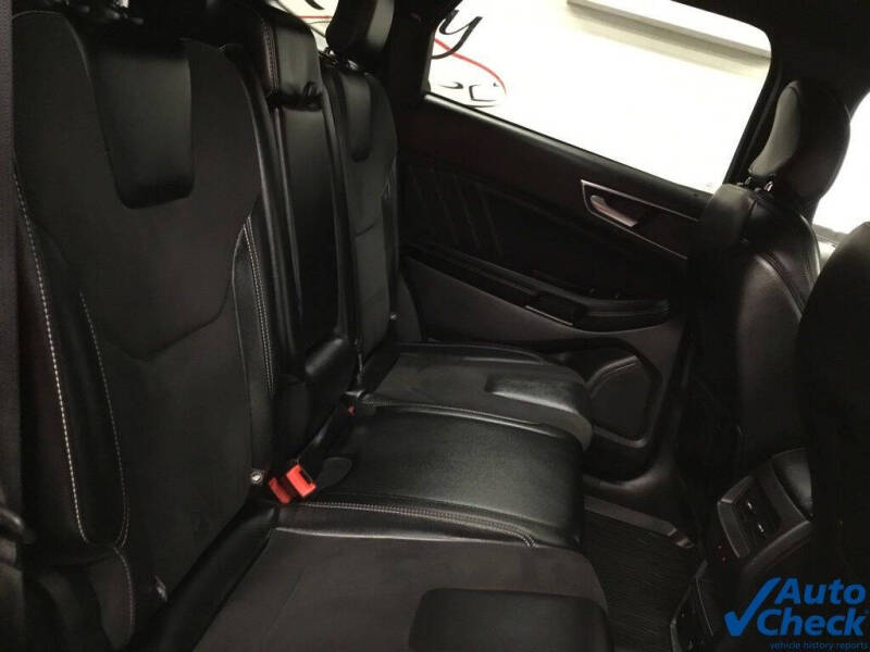 2019 Ford Edge ST