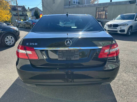 2010 Mercedes-Benz E-Class