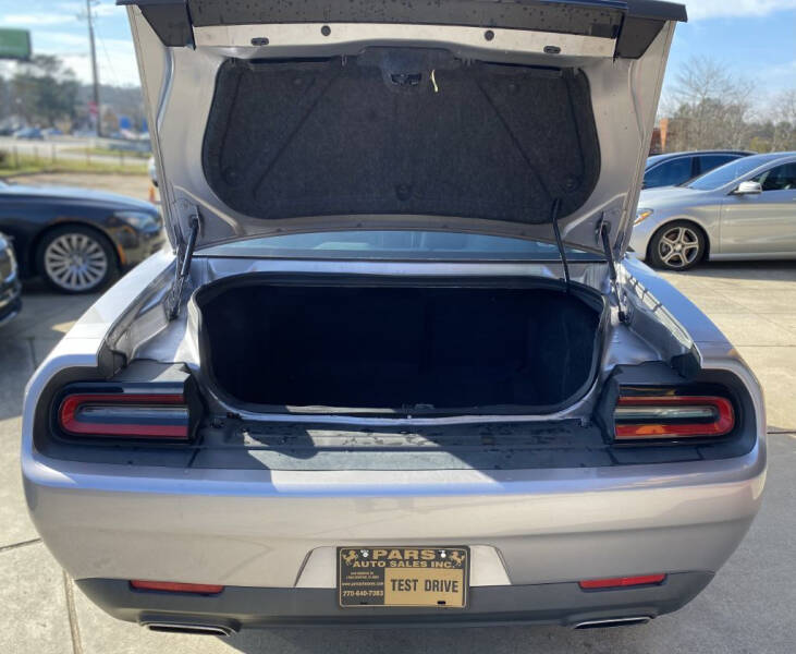 2016 Dodge Challenger SXT