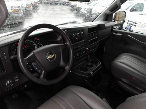 2016 Chevrolet Express 2500