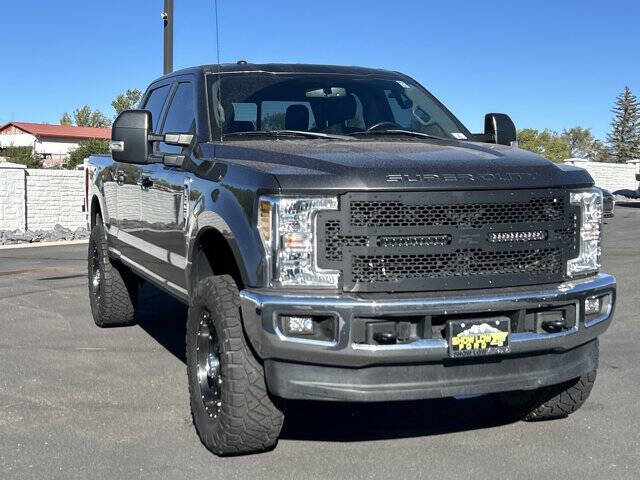 2018 Ford F-250 Super Duty Lariat's photo