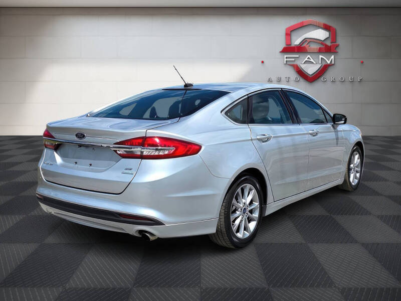 2017 Ford Fusion SE