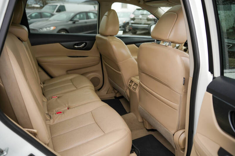 2015 Nissan Rogue SL