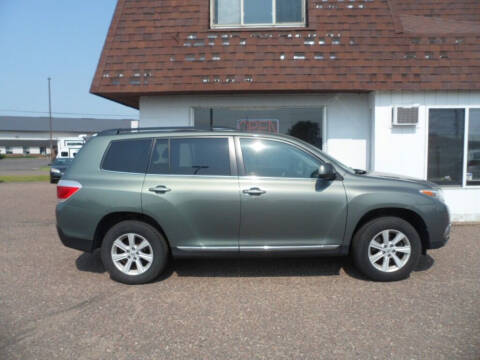 2011 Toyota Highlander for sale at Paul Oman's Westside Auto Sales in Chippewa Falls WI