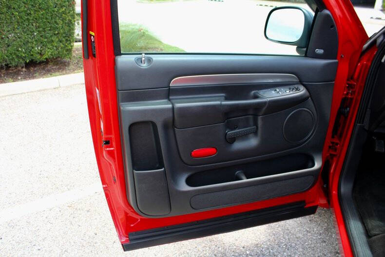 2004 Dodge Ram 1500 SRT-10