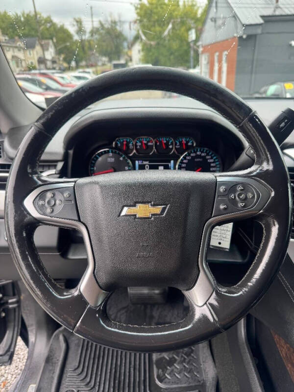 2018 Chevrolet Suburban LT