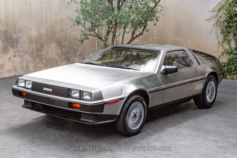 1981 DeLorean DMC-12
