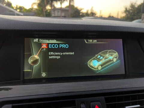 2013 BMW 5 Series 528i